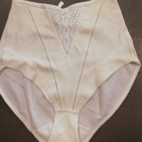 Guaina 560  contenitiva Venus bianca